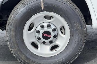 2025 GMC Savana Cargo 2500 Base