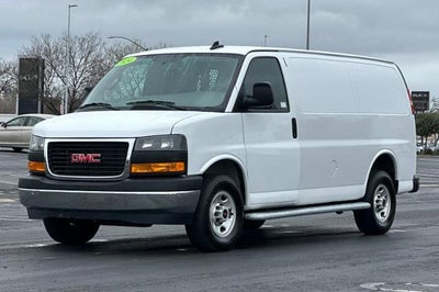 2024 GMC Savana Cargo 2500 Base