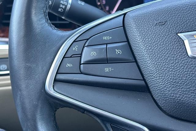 2017 Cadillac XT5 Luxury AWD