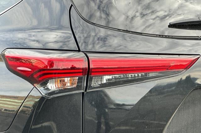 2022 Toyota Highlander Hybrid Limited