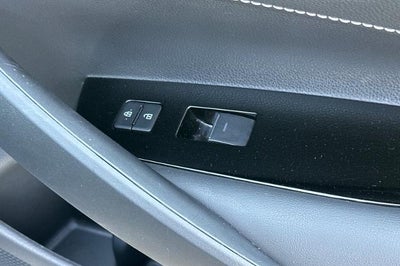 2022 Toyota Corolla Hatchback SE