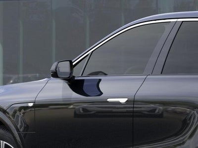 2025 Cadillac LYRIQ Luxury 1