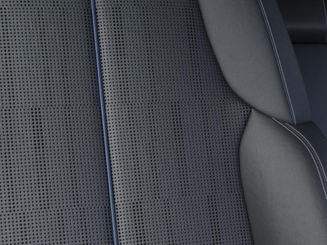 2025 Cadillac LYRIQ Luxury 1