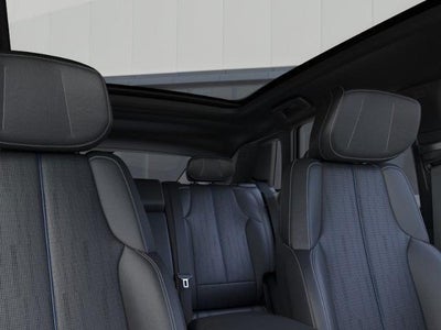 2025 Cadillac LYRIQ Luxury 1