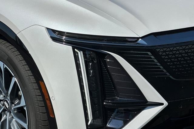 2024 Cadillac LYRIQ Sport 1