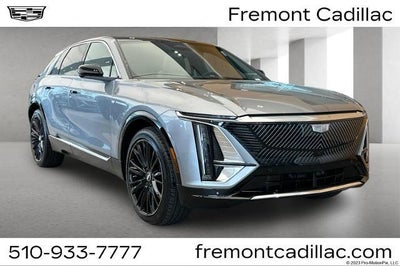 2025 Cadillac LYRIQ Luxury 3