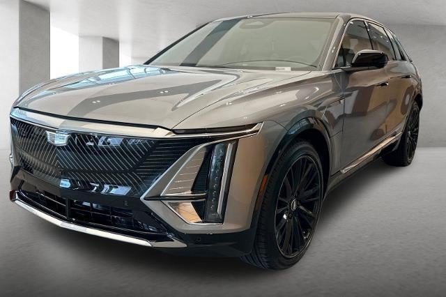 2025 Cadillac LYRIQ Luxury 3