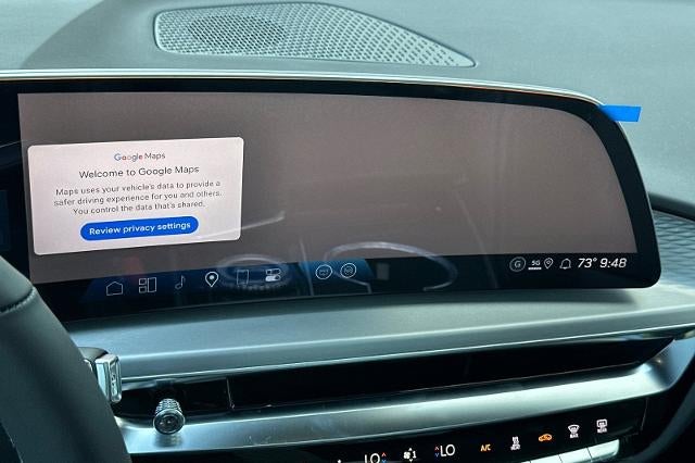 2025 Cadillac LYRIQ Sport 1
