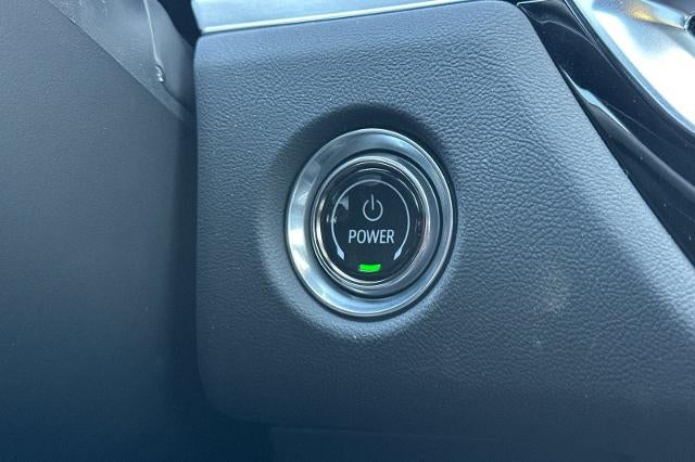 2025 Cadillac LYRIQ Sport 1