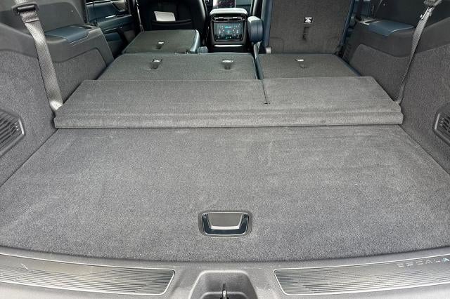 2026 Cadillac ESCALADE IQL Premium Luxury