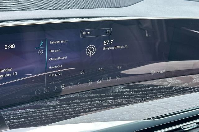 2026 Cadillac ESCALADE IQL Sport