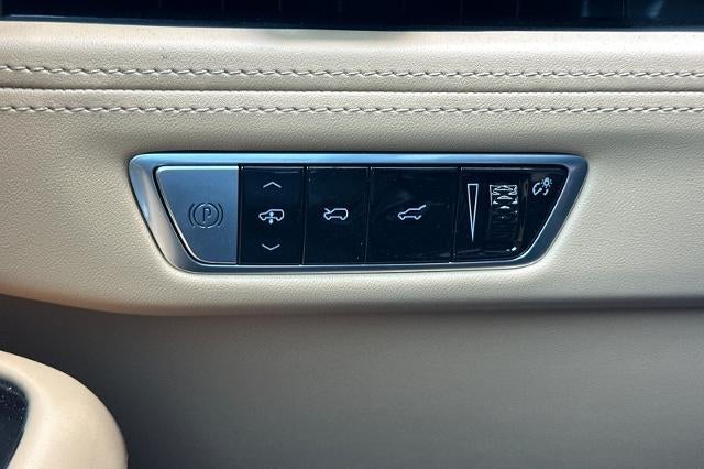 2026 Cadillac ESCALADE IQL Premium Sport