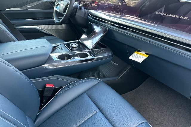 2026 Cadillac ESCALADE IQL Premium Sport