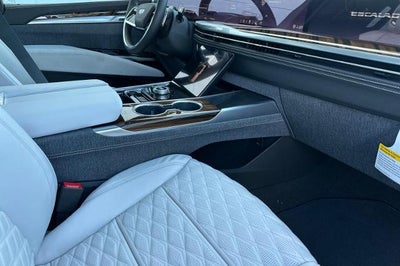 2026 Cadillac Escalade Platinum Luxury