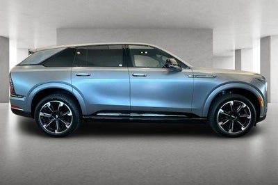 2026 Cadillac ESCALADE IQ Sport