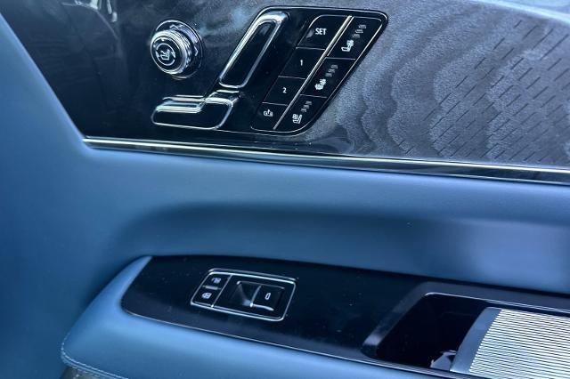 2025 Cadillac ESCALADE IQ Sport 2