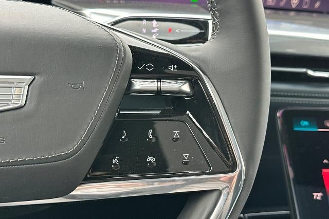 2025 Cadillac ESCALADE IQ Sport 2