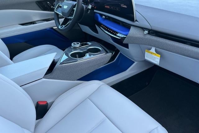 2027 Cadillac OPTIQ Luxury