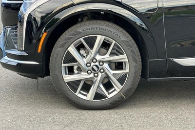 2027 Cadillac OPTIQ Luxury