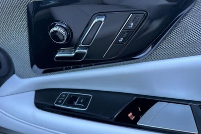 2027 Cadillac OPTIQ Luxury