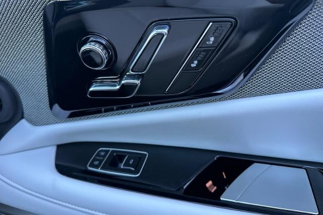 2027 Cadillac OPTIQ Luxury