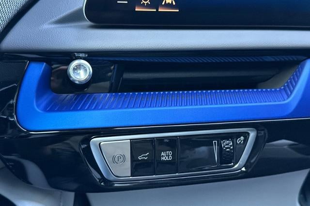 2027 Cadillac OPTIQ Luxury