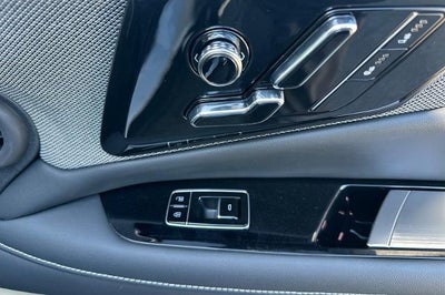 2027 Cadillac OPTIQ Luxury