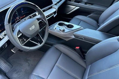 2027 Cadillac OPTIQ Luxury