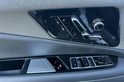 2027 Cadillac OPTIQ Luxury