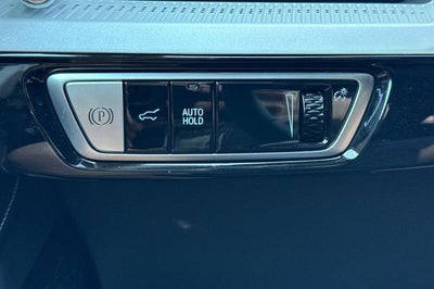 2027 Cadillac OPTIQ Luxury