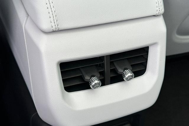 2027 Cadillac OPTIQ Luxury