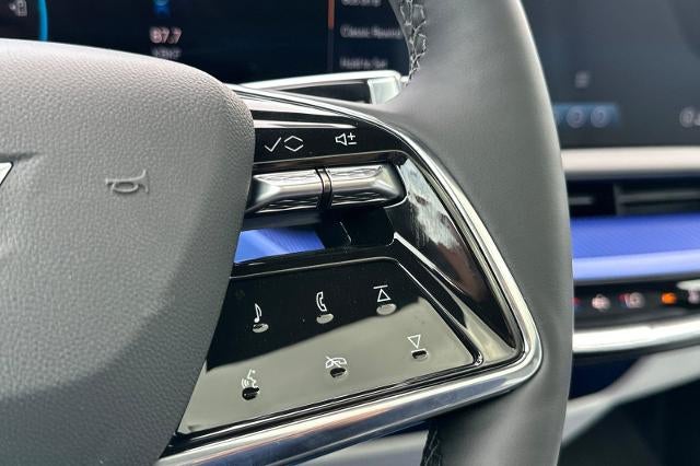 2027 Cadillac OPTIQ Luxury