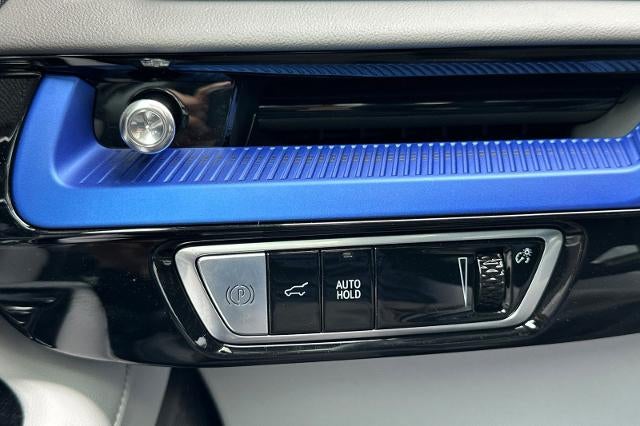 2027 Cadillac OPTIQ Luxury