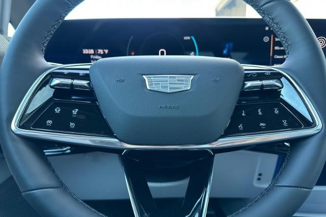 2027 Cadillac OPTIQ Luxury