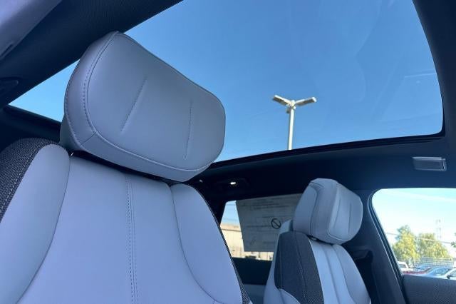 2027 Cadillac OPTIQ Luxury