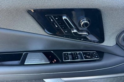 2027 Cadillac OPTIQ Luxury