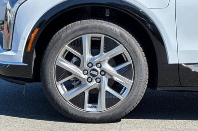 2027 Cadillac OPTIQ Luxury