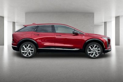 2027 Cadillac OPTIQ Luxury