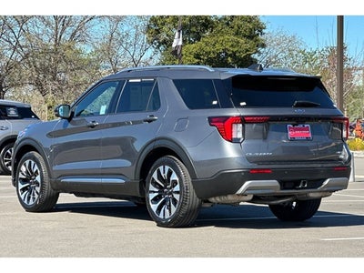 2025 Ford Explorer Platinum