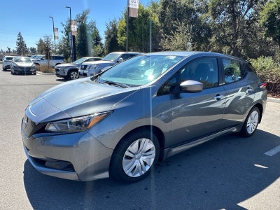 2025 Nissan Leaf S