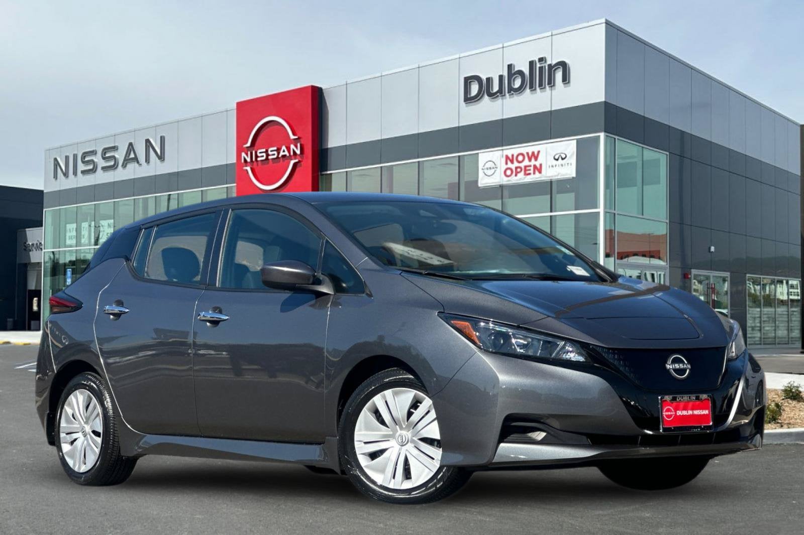 2025 Nissan Leaf S
