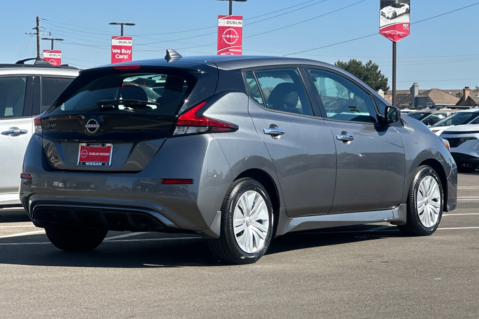 2025 Nissan Leaf S