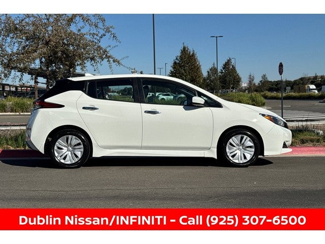 2025 Nissan Leaf S