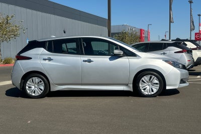 2025 Nissan Leaf S