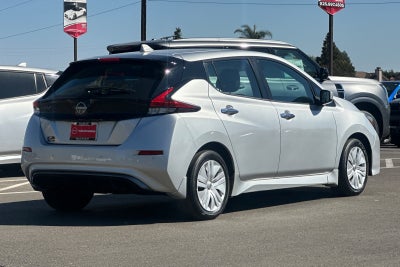 2025 Nissan Leaf S