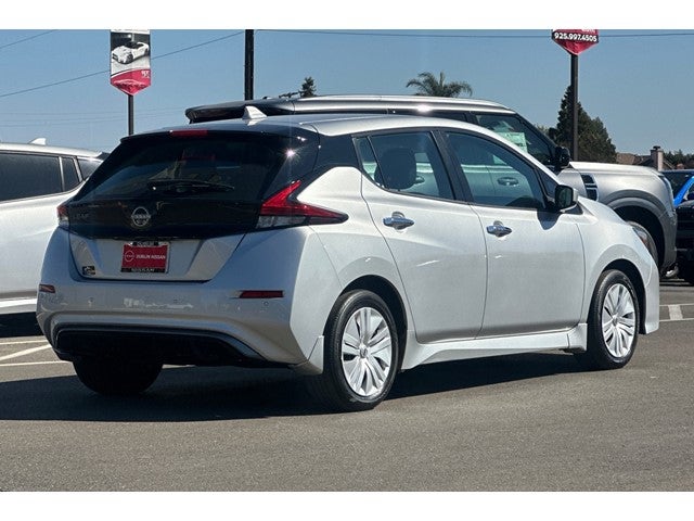 2025 Nissan Leaf S