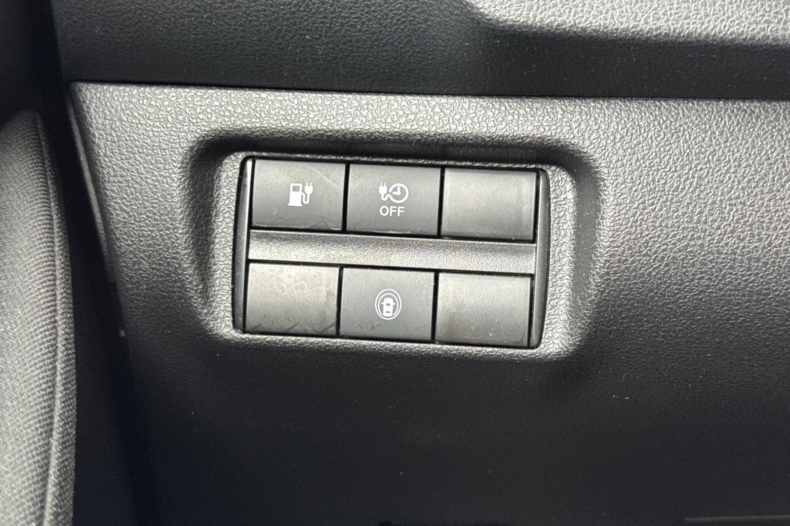 2025 Nissan Leaf S