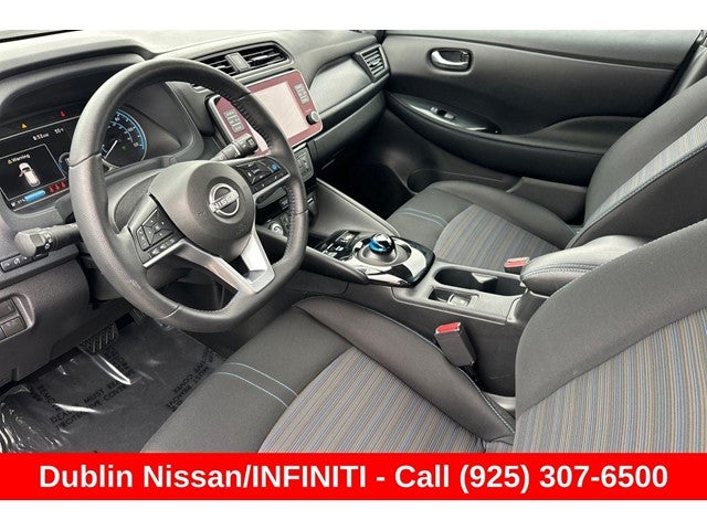 2025 Nissan Leaf SV Plus