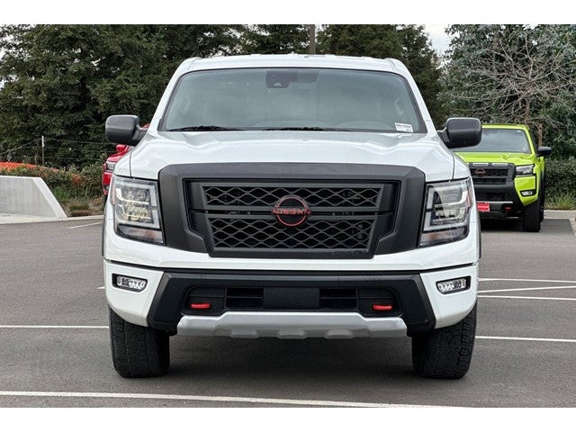 2024 Nissan Titan PRO-4X