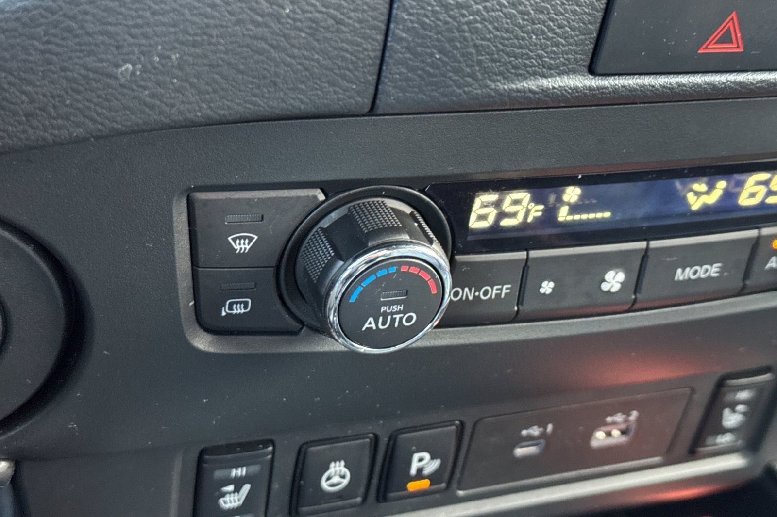 2023 Nissan Frontier PRO-X